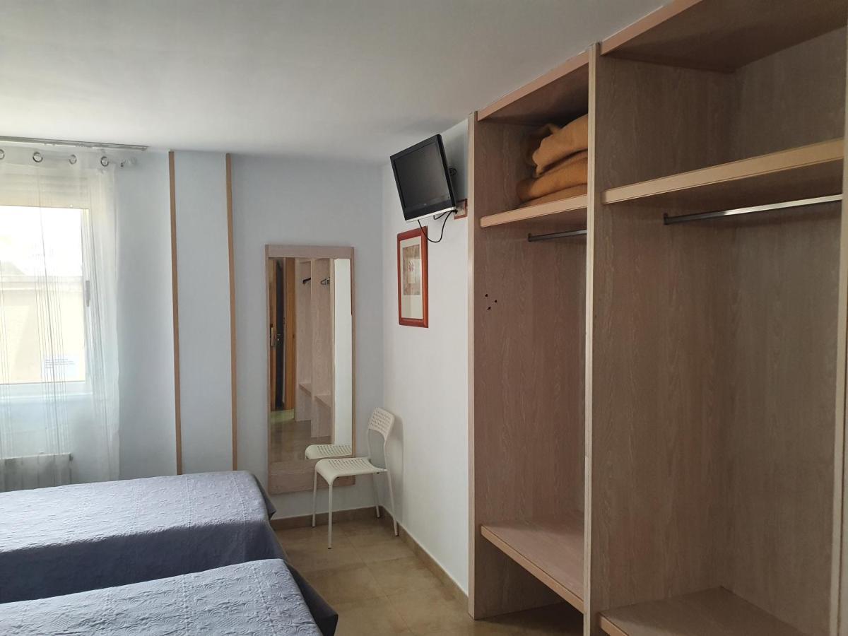 Hostal Fronton Алькобендас Екстер'єр фото